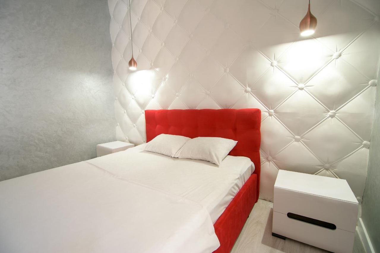 Nova Apartment Lviv Bagian luar foto